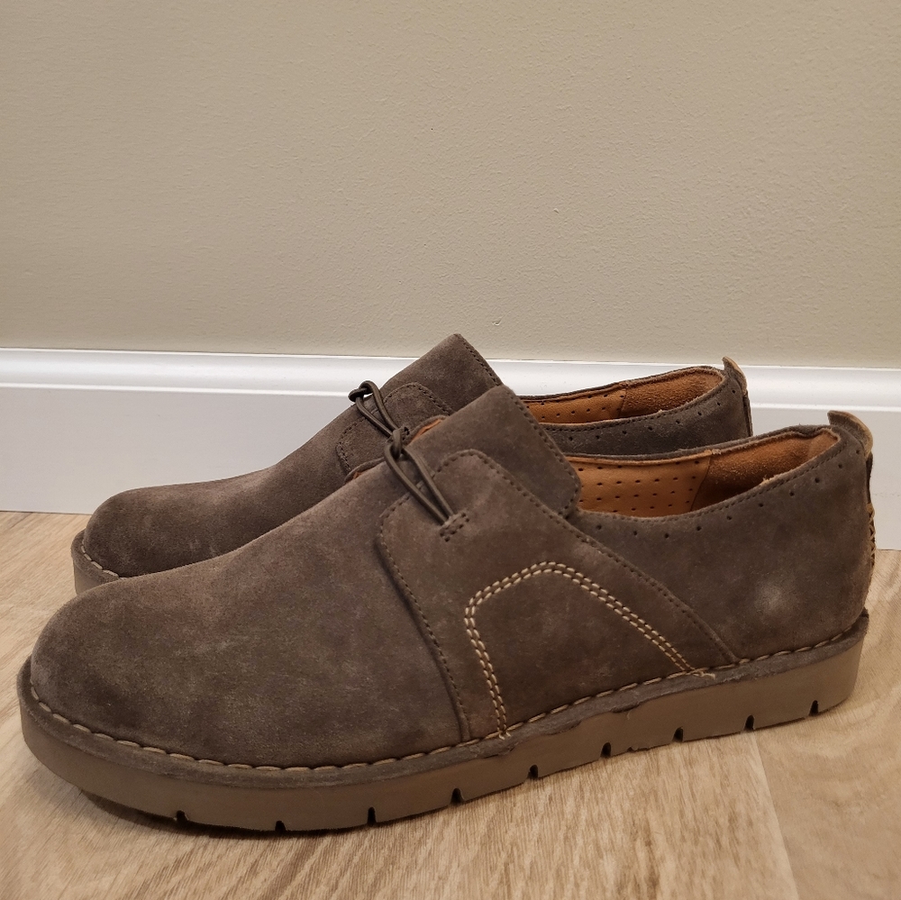 Clarks Artisan Unstructured Loafer - image 1